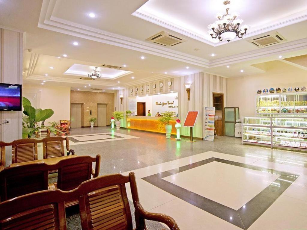 Bamboo Green Central Hotel Дананг Екстер'єр фото