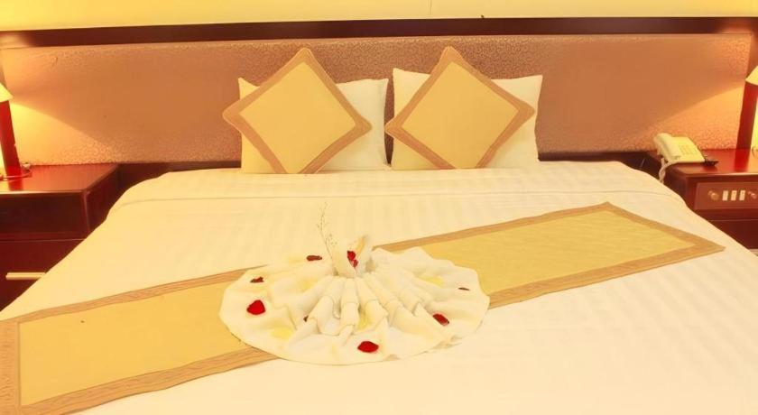 Bamboo Green Central Hotel Дананг Екстер'єр фото