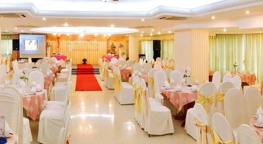 Bamboo Green Central Hotel Дананг Екстер'єр фото