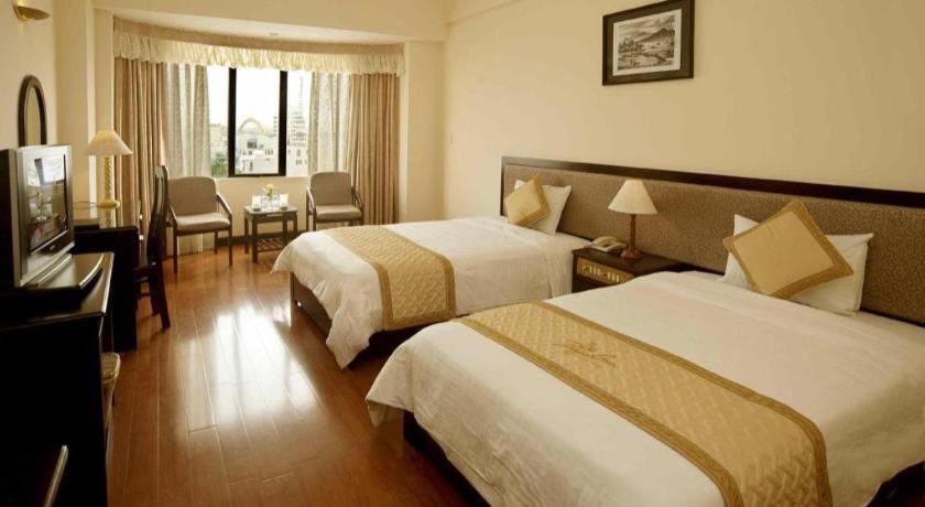 Bamboo Green Central Hotel Дананг Екстер'єр фото